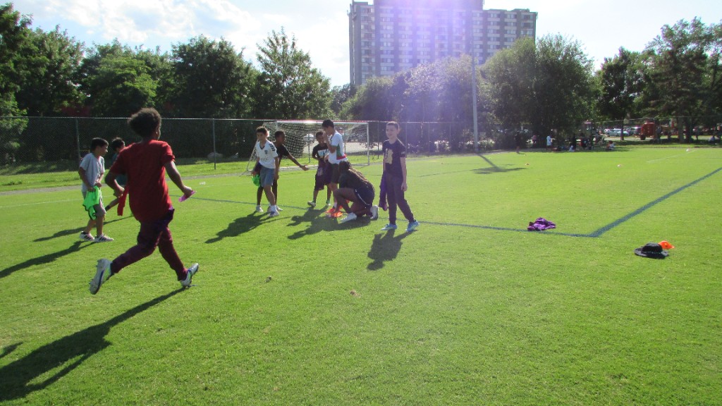 Outdoor coaching session with SOS participants